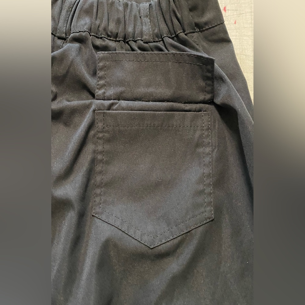 X.W.Z. Girls Black Cargo Pants - Picture 8 of 12
